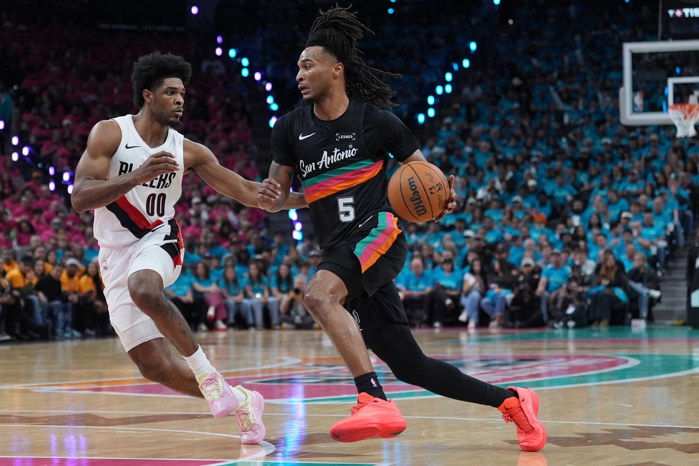 Trail Blazers rally past Spurs 106-103 to even series after Wembanyama exits with concussion | iNFOnews.ca Trail Blazers rally past Spurs 106-103 to even series after Wembanyama exits with concussion | iNFOnews.ca