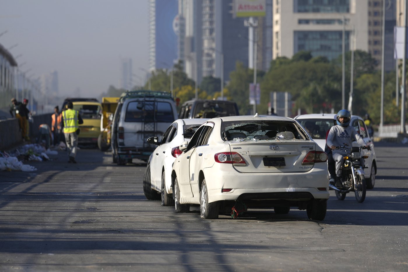 Pakistan ends lockdown of its capital after Imran Khan supporters are dispersed by police | iNFOnews.ca