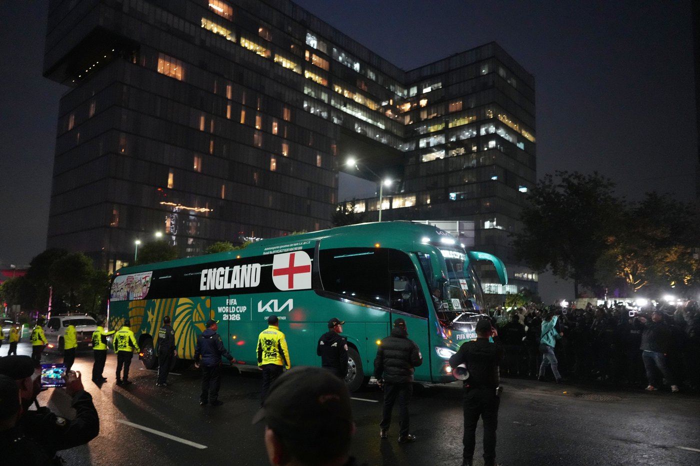Mexico City tightens security and caps crowds for Mexico-England match after 4 deaths | iNFOnews.ca