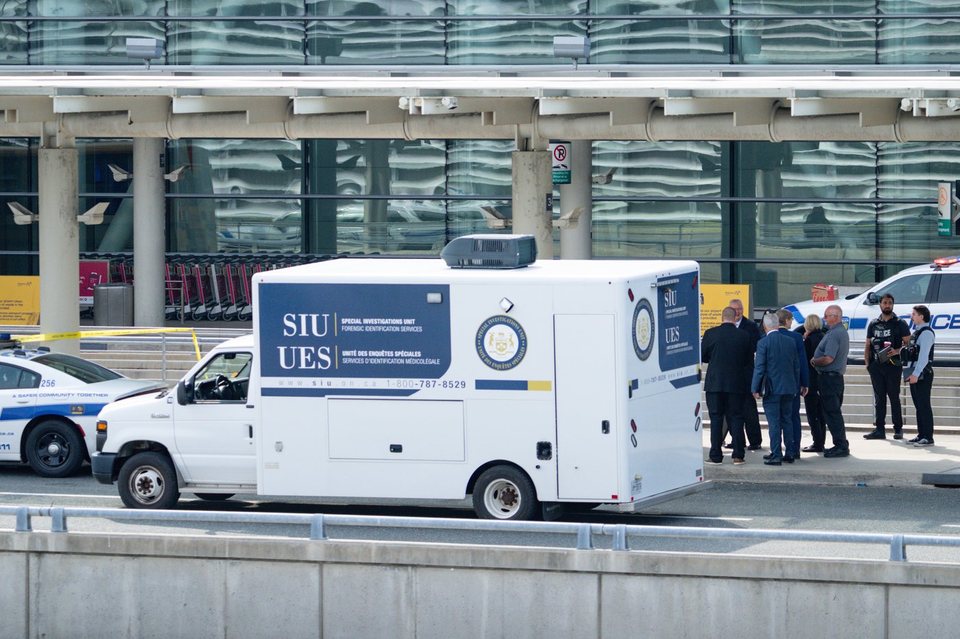 Man, 30, shot dead by police at Toronto's Pearson Airport: SIU | iNFOnews.ca Man, 30, shot dead by police at Toronto's Pearson Airport: SIU | iNFOnews.ca