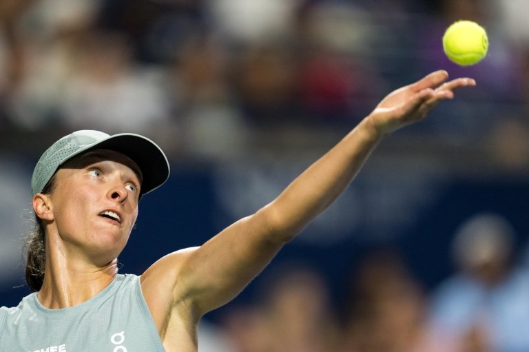 Swiatek tops Svitolina to reach final of National Bank Open women's tennis tournament | iNFOnews.ca