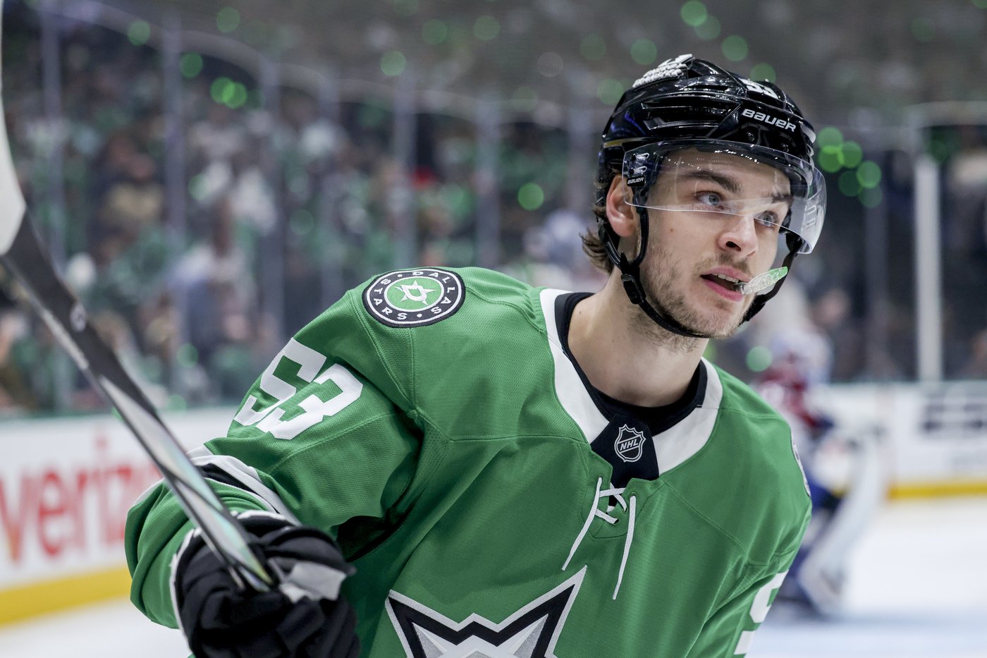 Johnston has quickest goal to start Stars playoff game in 6-2 win over Avs | iNFOnews.ca