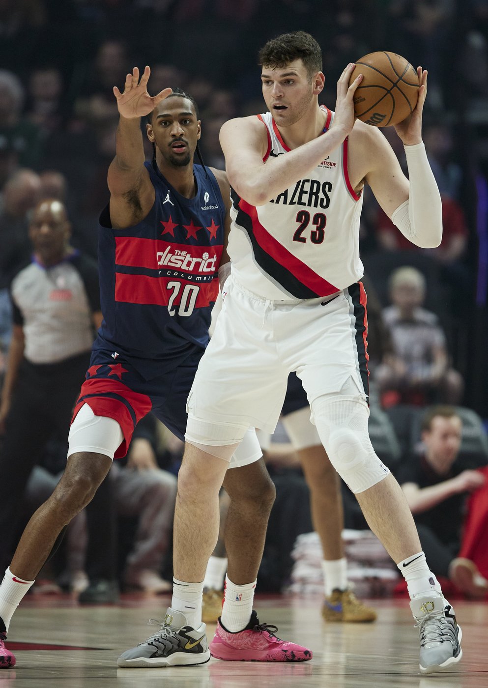 Simons scores 30 points as Trail Blazers beat last-place Wizards 112-97 | iNFOnews.ca