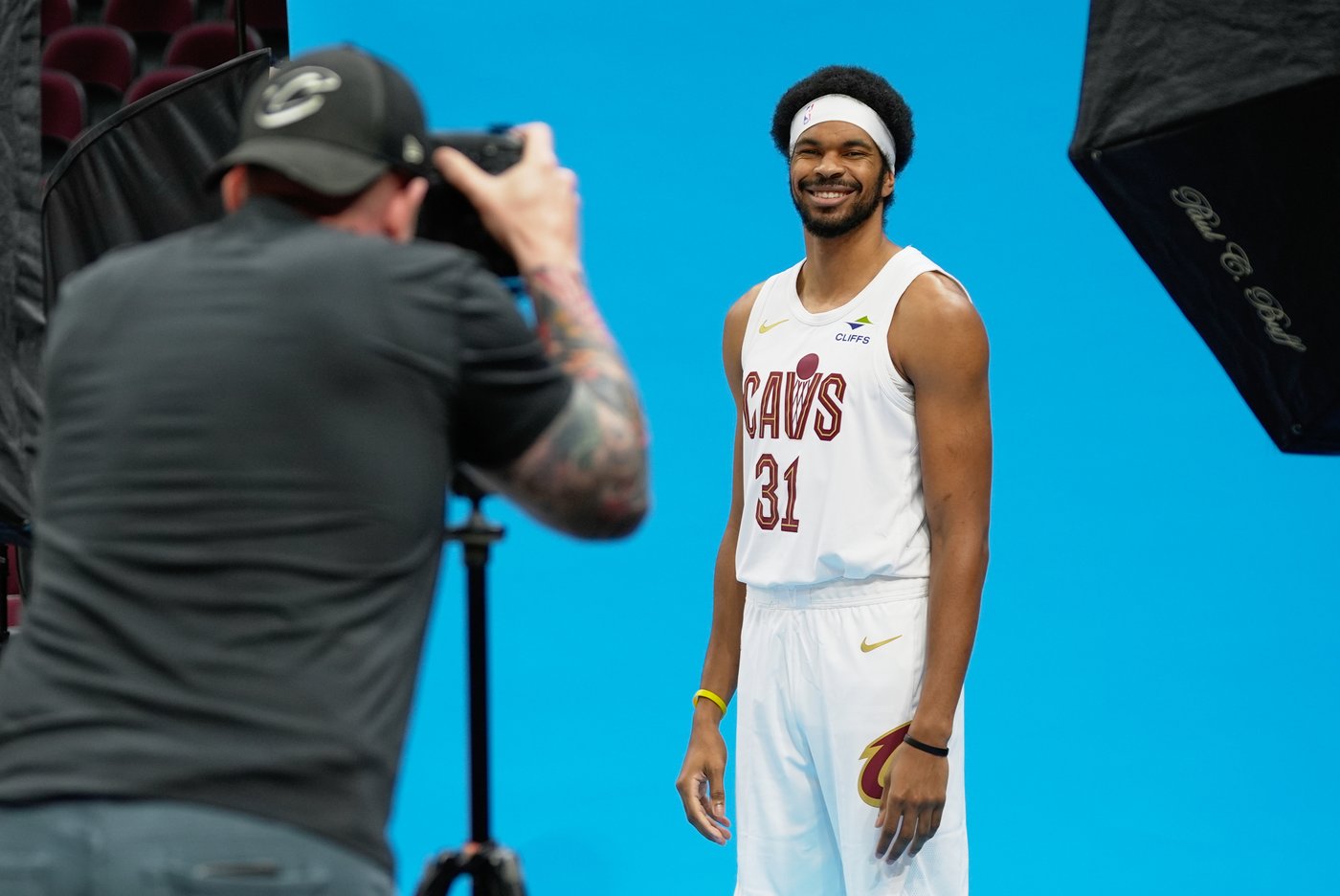 A tighter group: Mitchell and Harden lean into rare offseason bonding to build Cavaliers' chemistry | iNFOnews.ca
