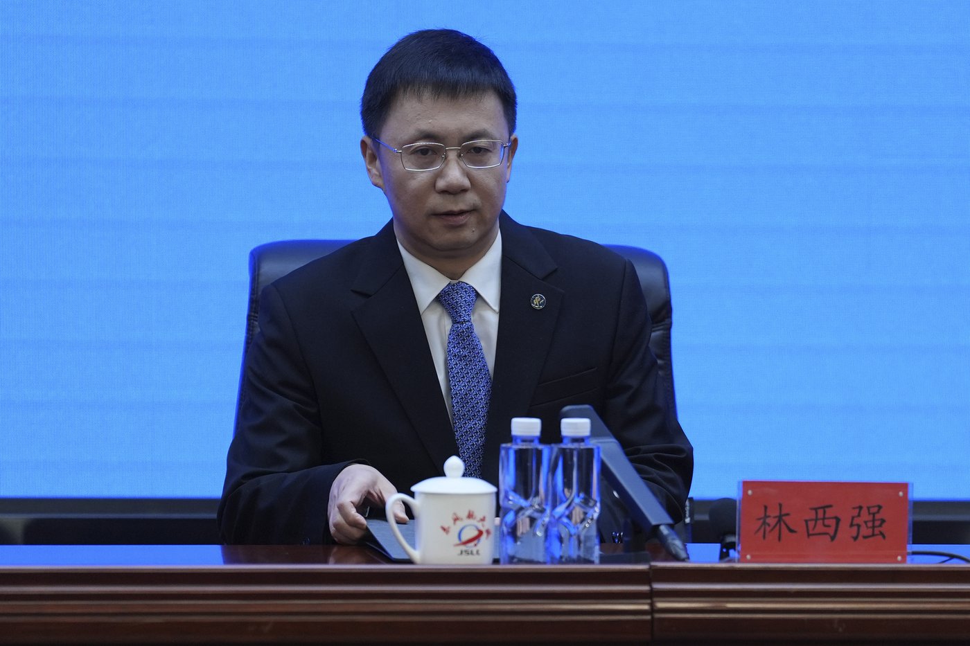 China says it's ready to launch the next crew to its orbiting space station early Wednesday | iNFOnews.ca