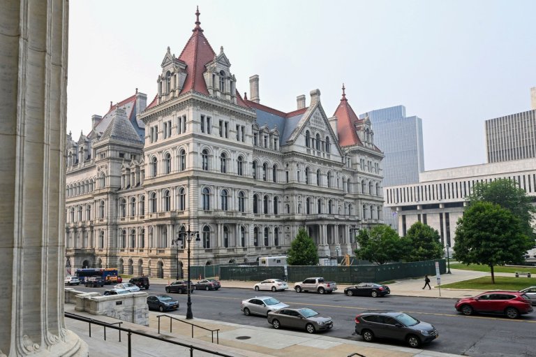 New York Democrats take first steps toward an aggressive 2028 redistricting plan | iNFOnews.ca