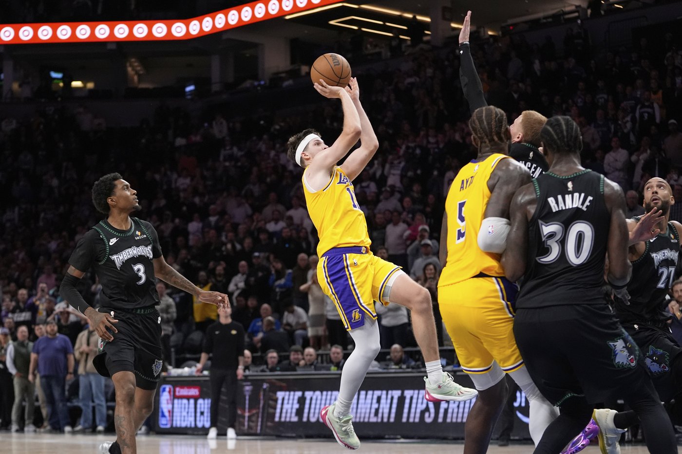 Austin Reaves gives short-handed Lakers another reason to rely on him with buzzer-beater vs. Wolves | iNFOnews.ca Austin Reaves gives short-handed Lakers another reason to rely on him with buzzer-beater vs. Wolves | iNFOnews.ca