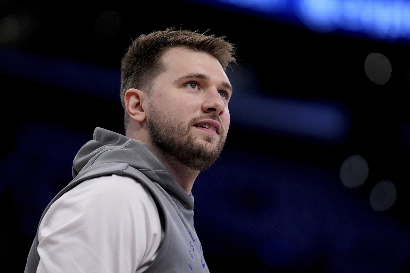 Luka Doncic donates entire cost of restoring vandalized Kobe Bryant mural in downtown Los Angeles | iNFOnews.ca