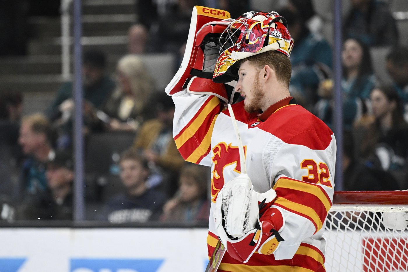 Jonathan Huberdeau scores twice as Calgary Flames beat San Jose Sharks 3-1 | iNFOnews.ca
