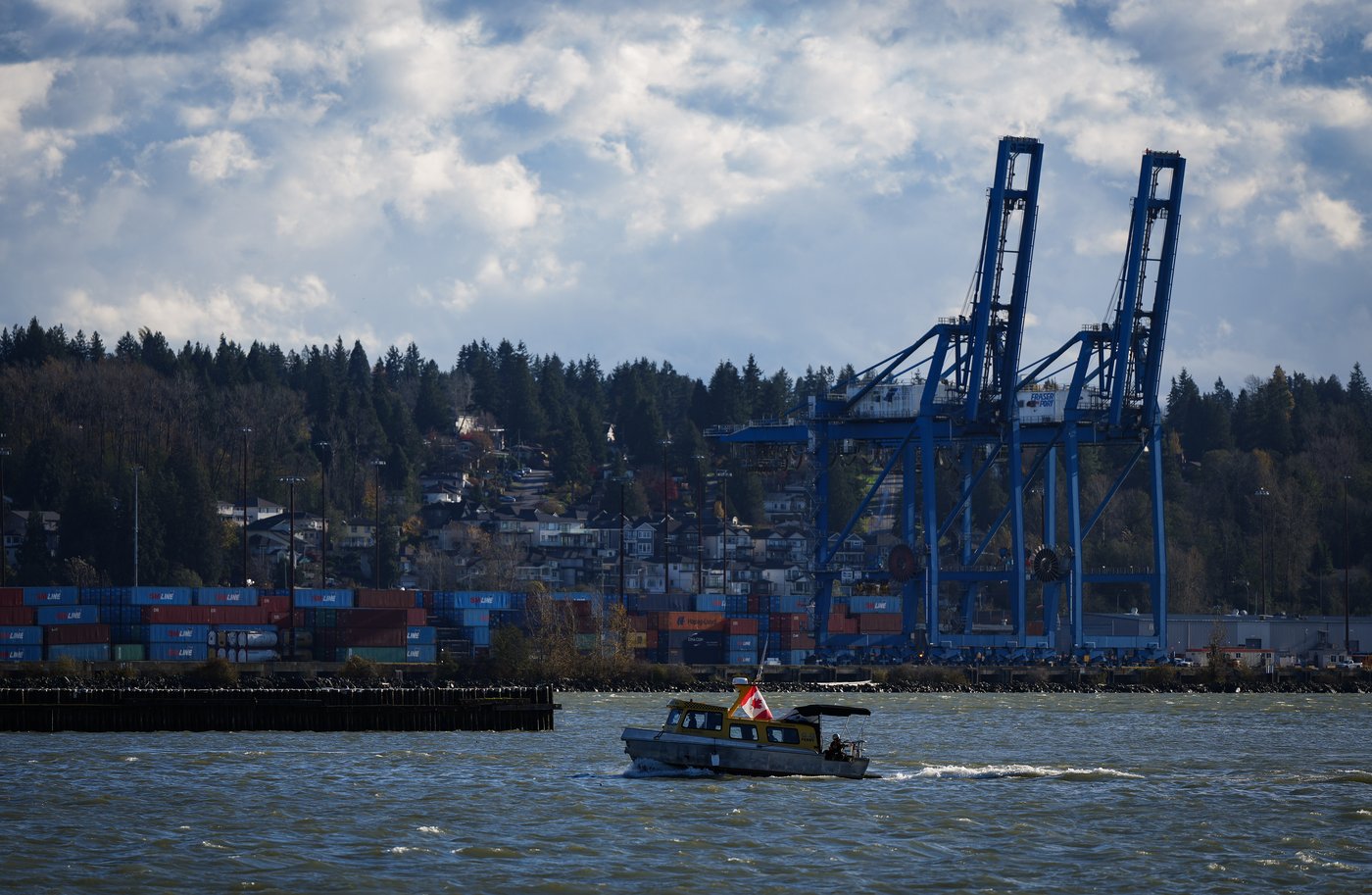 B.C. business groups urge end to port lockout as labour dispute halts shipping | iNFOnews.ca