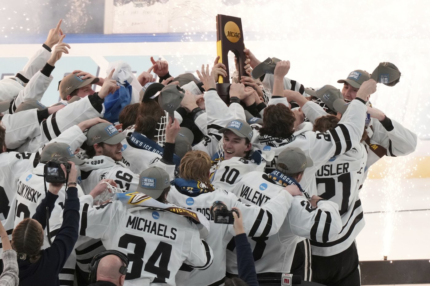 NCAA decision has the potential to alter junior hockey and with it the pipelines that feed the NHL | iNFOnews.ca
