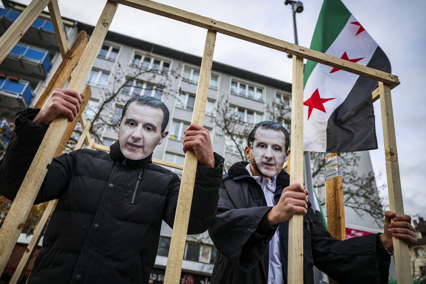 Global reaction to Assad's sudden ouster from Syria ranges from jubilation to alarm | iNFOnews.ca Global reaction to Assad's sudden ouster from Syria ranges from jubilation to alarm | iNFOnews.ca