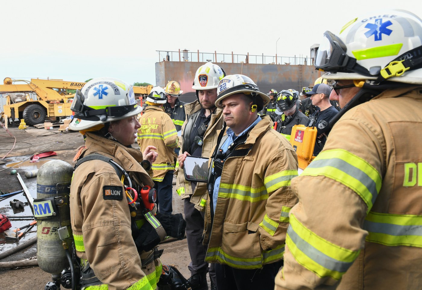 1 person has died after blast at New York City shipyard that also injured 36 people, officials say. | iNFOnews.ca