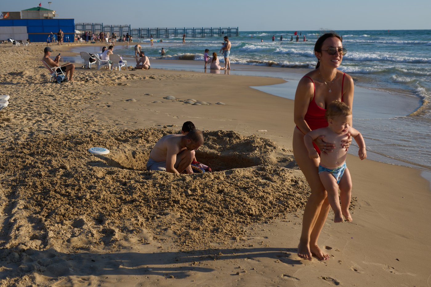 AP Exclusive: Inside Israel's push to clear sea munitions, part of global push to protect waters | iNFOnews.ca