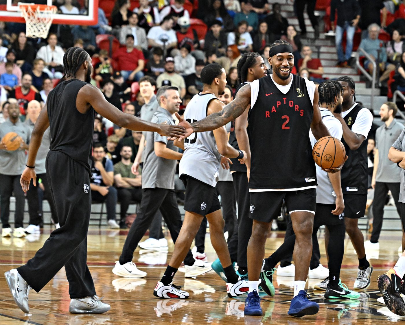 Raptors coach Rajakovic leaves the door open a crack for Leonard to play against Heat | iNFOnews.ca
