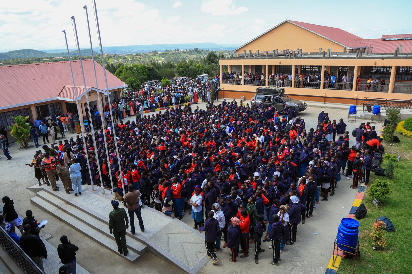 Fire rips through a dormitory at a girls' school in Kenya, killing at least 16 students | iNFOnews.ca Fire rips through a dormitory at a girls' school in Kenya, killing at least 16 students | iNFOnews.ca