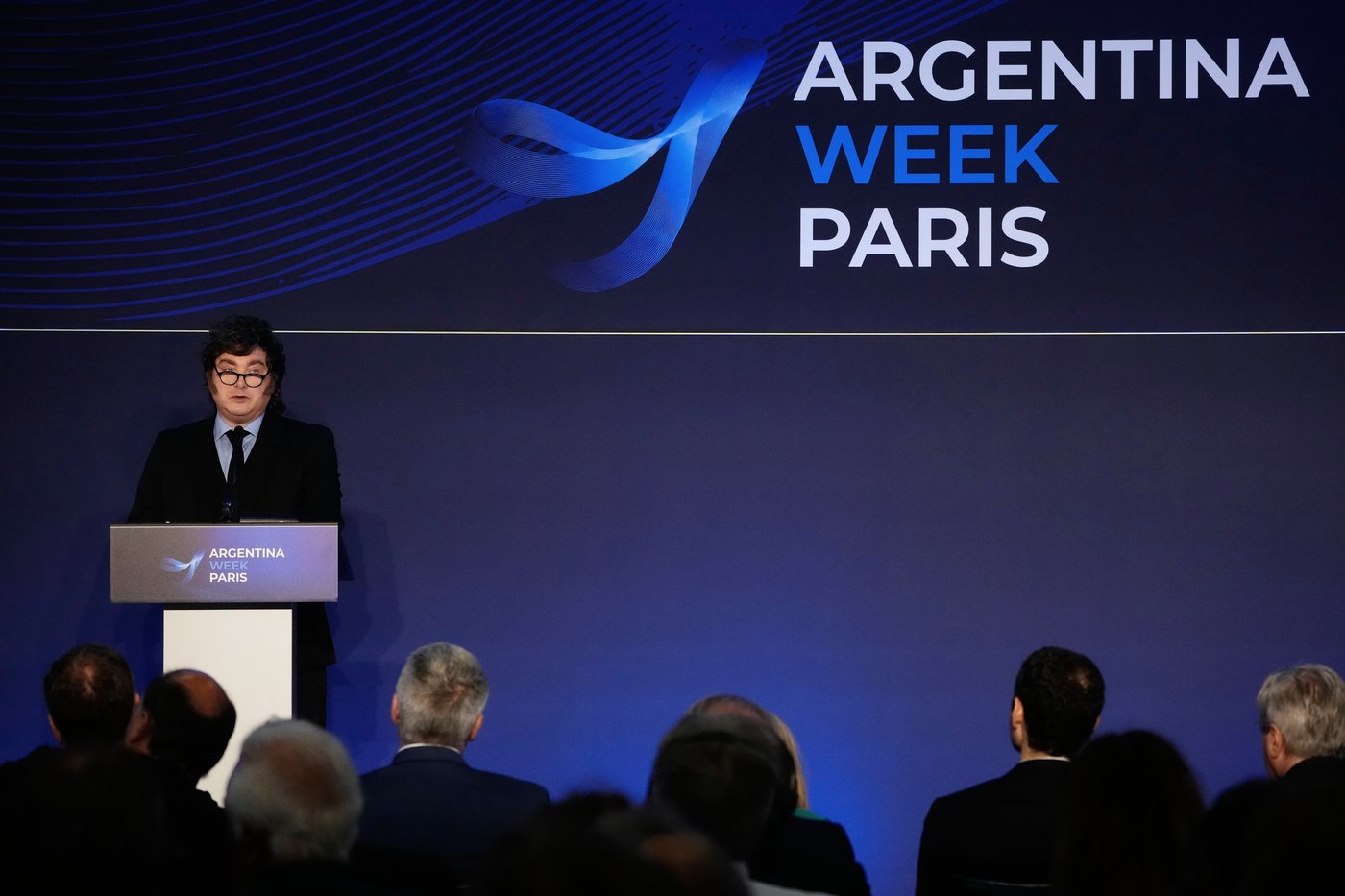 Debt-saddled Argentina pitches 'golden passport' scheme to woo wealthy foreigners | iNFOnews.ca