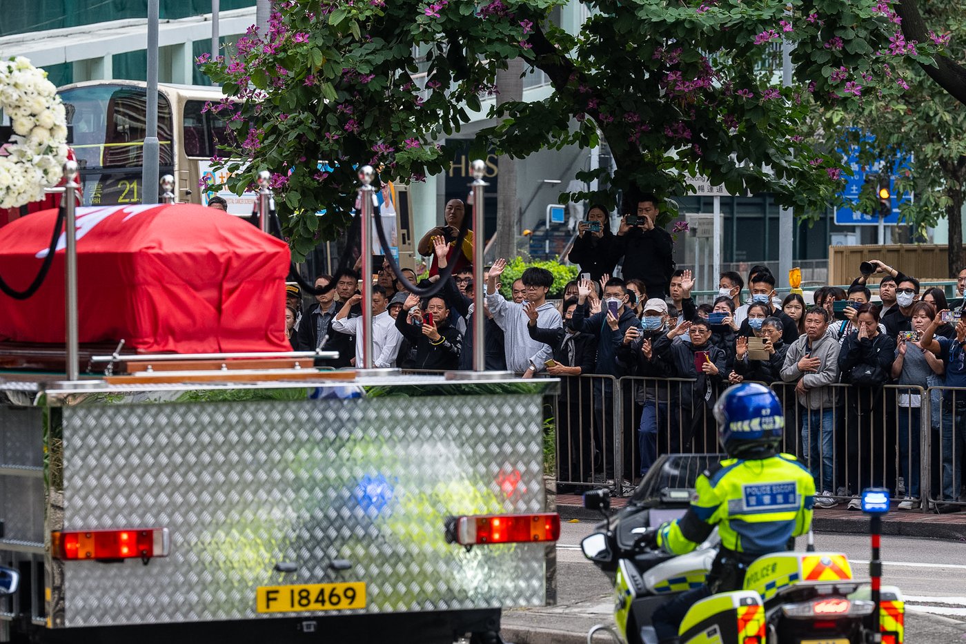 Hong Kong mourns firefighter killed in city's deadliest fire in decades | iNFOnews.ca Hong Kong mourns firefighter killed in city's deadliest fire in decades | iNFOnews.ca