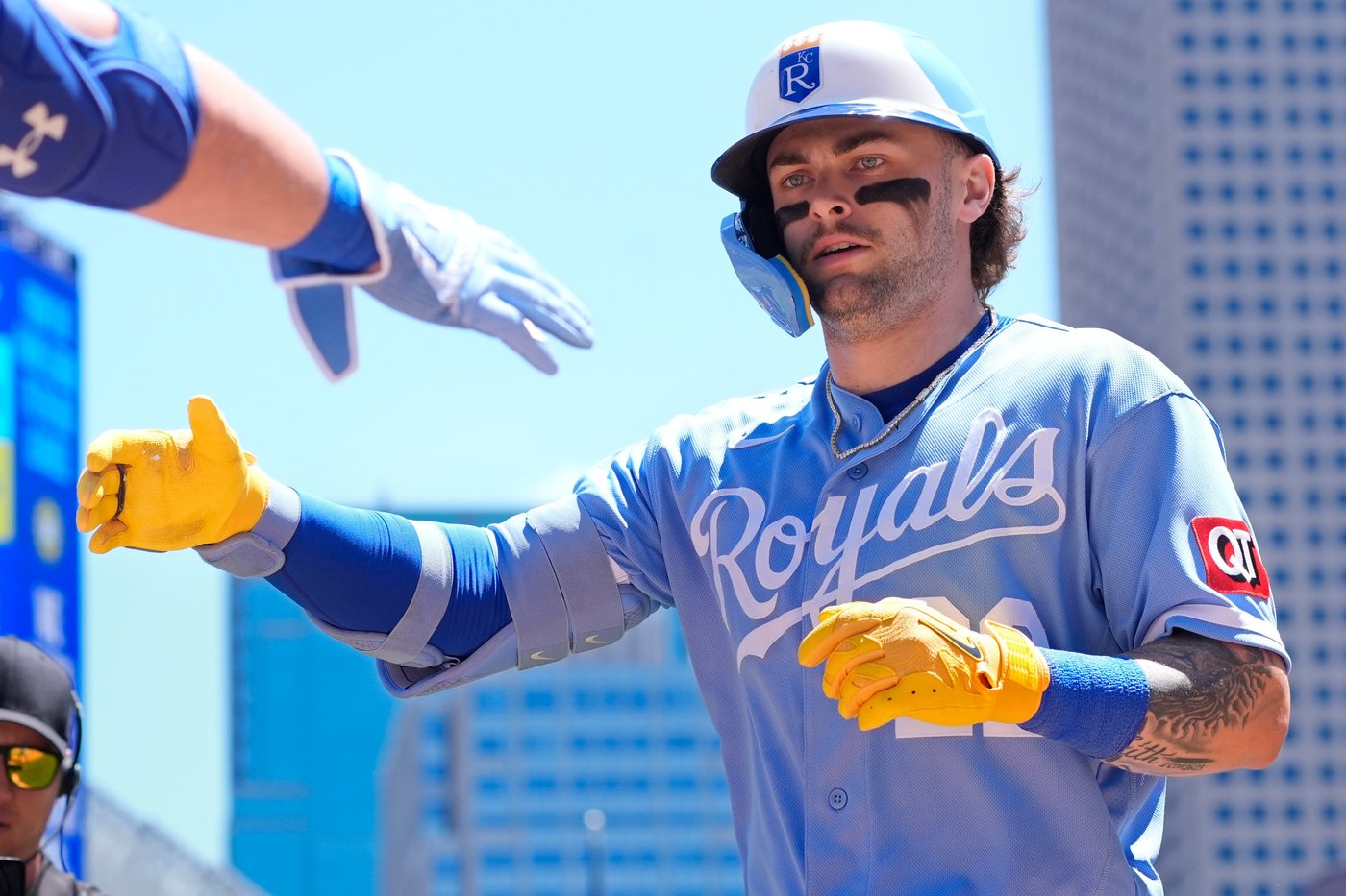 Witt's RBI single caps ninth-inning comeback as Royals beat Twins 3-2 | iNFOnews.ca