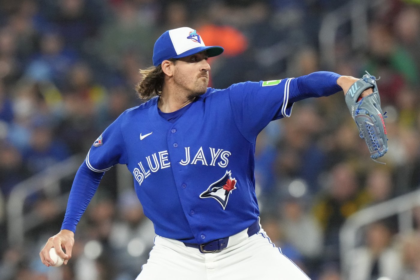 Okamoto homers, Gausman in form as Blue Jays defeat Guardians 5-3 | iNFOnews.ca