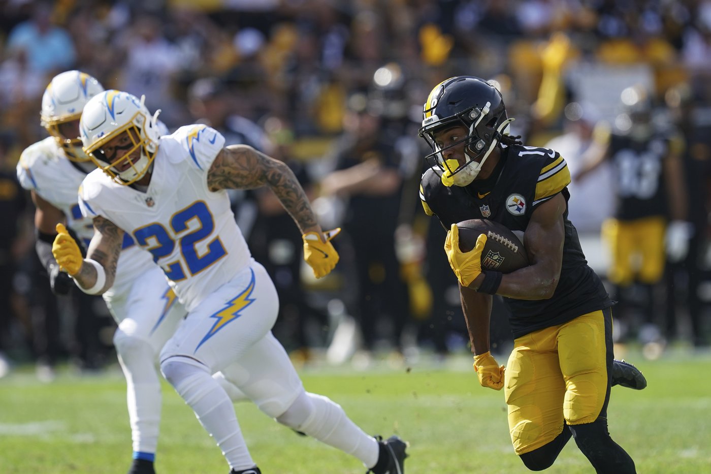 Justin Fields shines as the Steelers move to 3-0 with a 20-10 win over the Chargers | iNFOnews.ca Justin Fields shines as the Steelers move to 3-0 with a 20-10 win over the Chargers | iNFOnews.ca