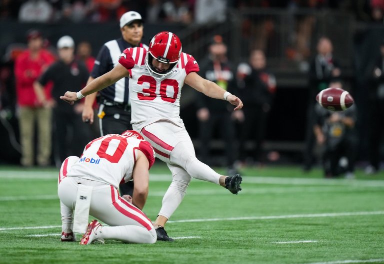 Calgary Stampeders kicker Rene Paredes to retire after 2026 CFL season | iNFOnews.ca