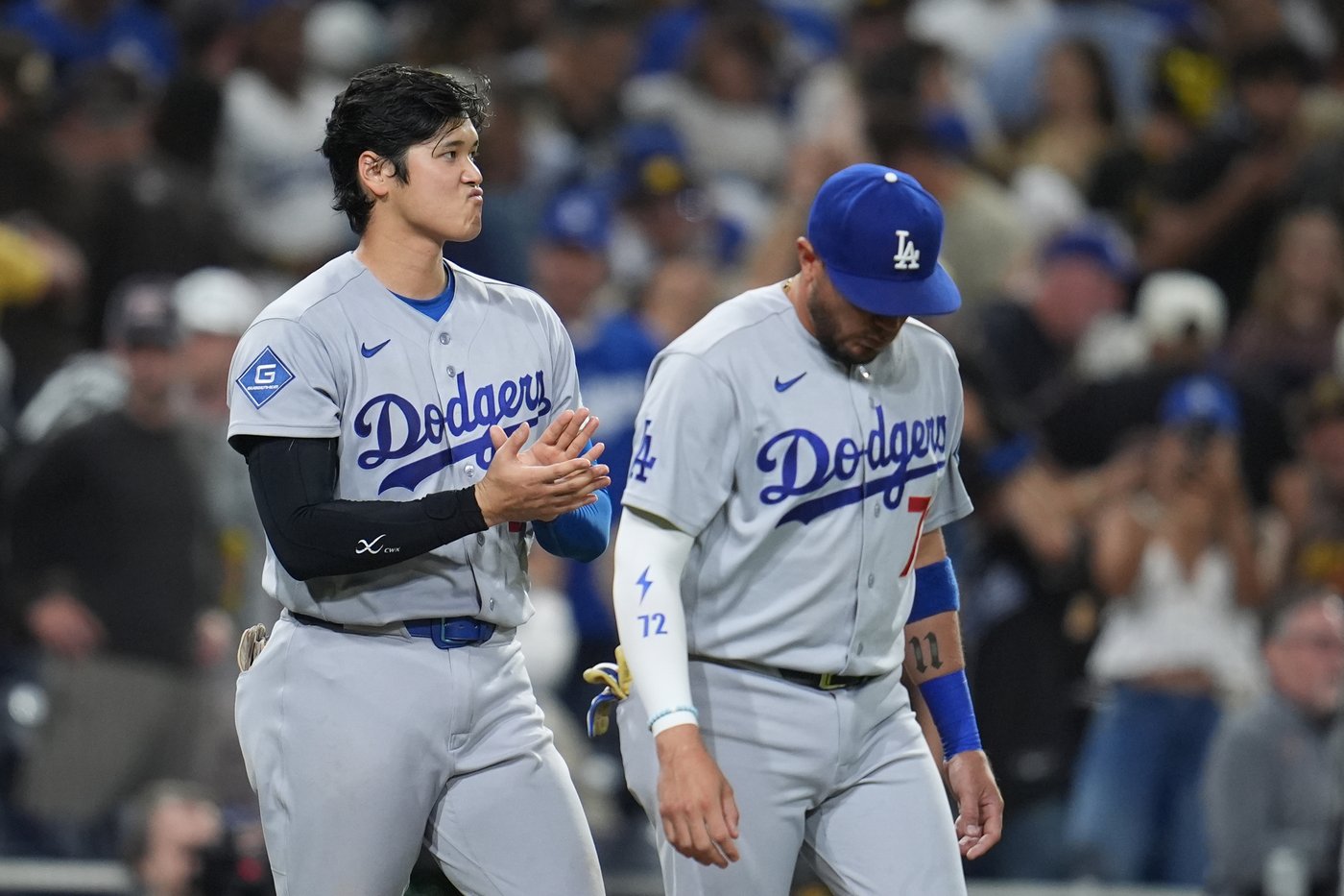 Shohei Ohtani hits leadoff homer, lowers ERA to 0.73 in another 2-way gem for victorious Dodgers | iNFOnews.ca Shohei Ohtani hits leadoff homer, lowers ERA to 0.73 in another 2-way gem for victorious Dodgers | iNFOnews.ca