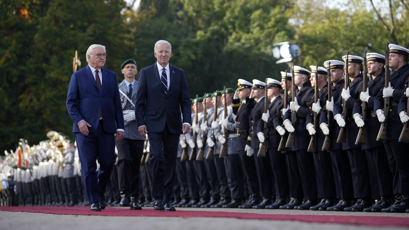 Biden urges Western allies to keep aiding Ukraine during meeting with Europe leaders before election | iNFOnews.ca