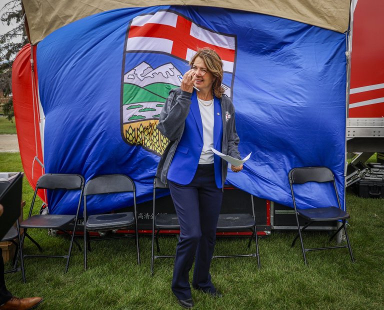 CP NewsAlert: Alberta report pegs cost of separation at up to $170 billion | iNFOnews.ca