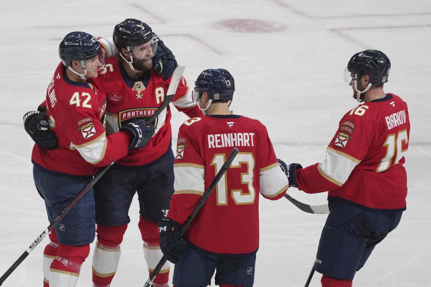 Knight stops 20 shots, Florida rolls past Carolina 6-0 for 2nd win over 'Canes in as many days | iNFOnews.ca Knight stops 20 shots, Florida rolls past Carolina 6-0 for 2nd win over 'Canes in as many days | iNFOnews.ca