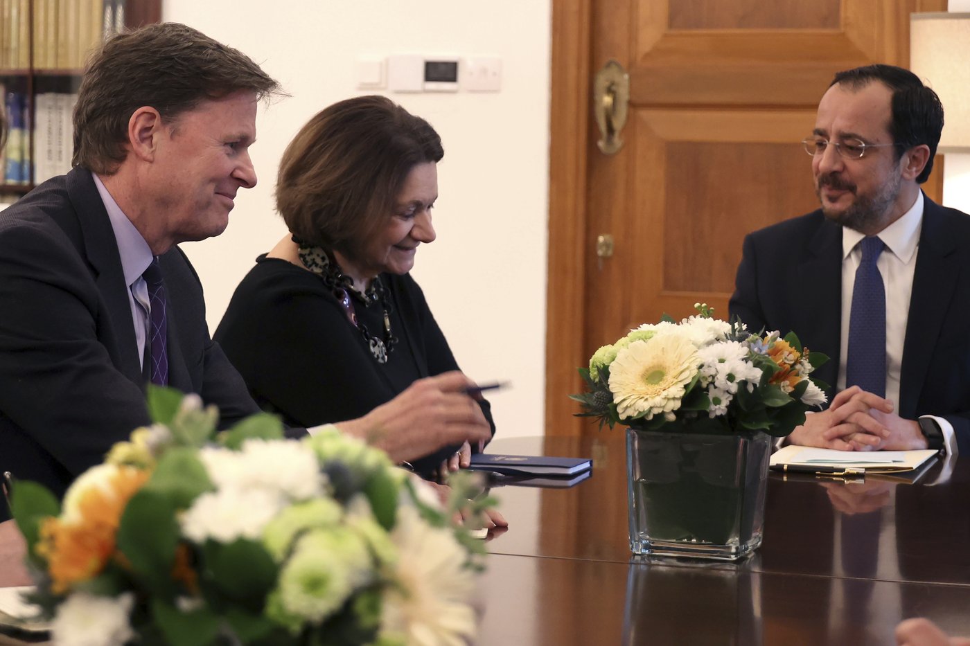 Ethnically split Cyprus' rival leaders say they're ready for UN-led meeting to restart peace talks | iNFOnews.ca Ethnically split Cyprus' rival leaders say they're ready for UN-led meeting to restart peace talks | iNFOnews.ca