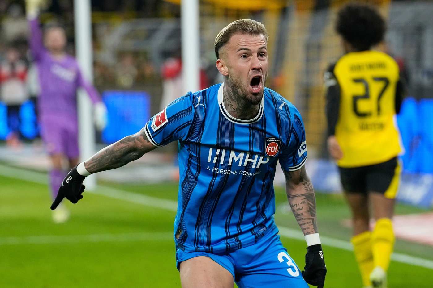 Toronto FC sign former Bundesliga midfielder Niklas Dorsch | iNFOnews.ca Toronto FC sign former Bundesliga midfielder Niklas Dorsch | iNFOnews.ca