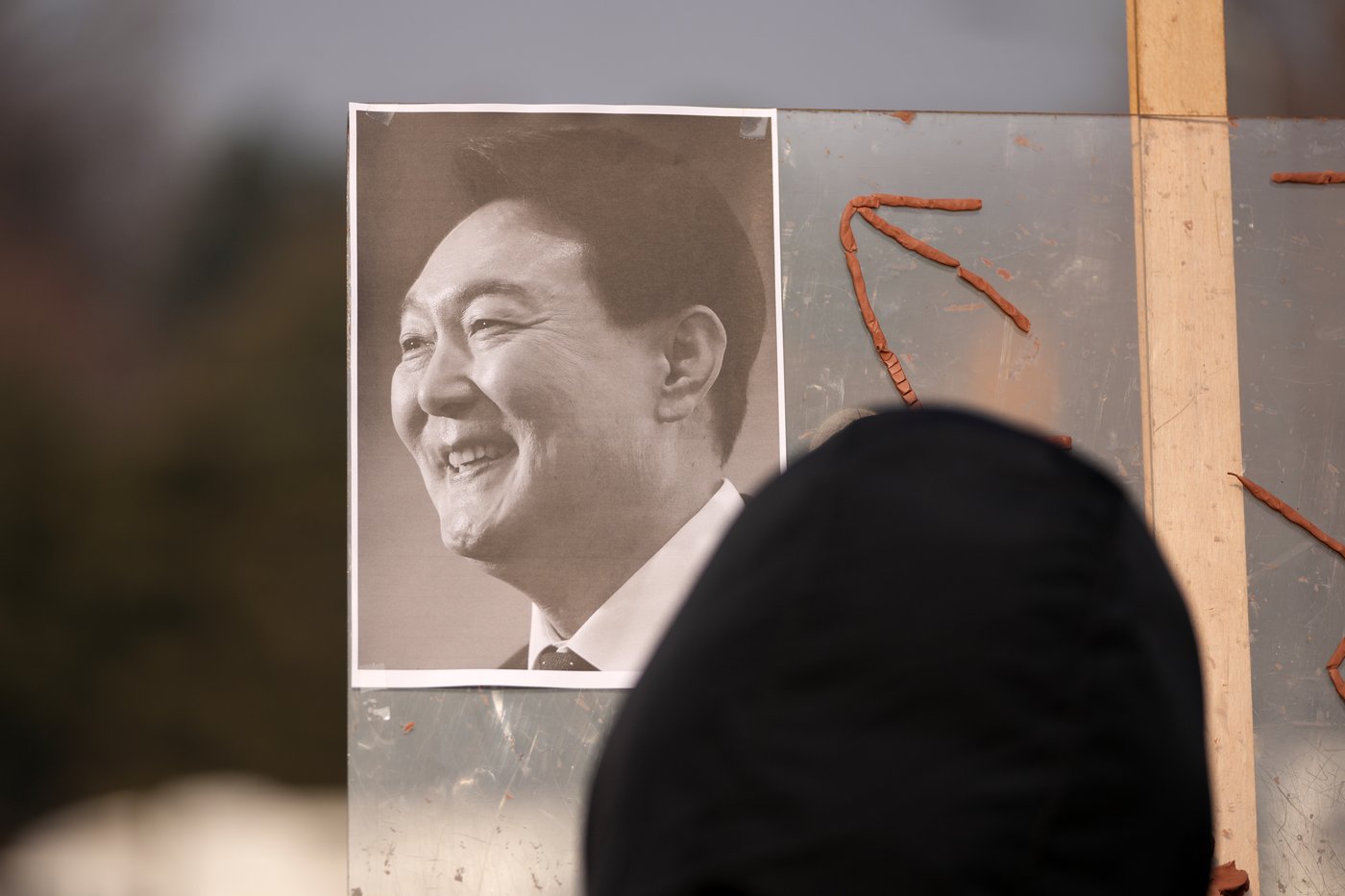 A South Korean court sentences Yoon to 5 years in prison on charges related to martial law decree | iNFOnews.ca