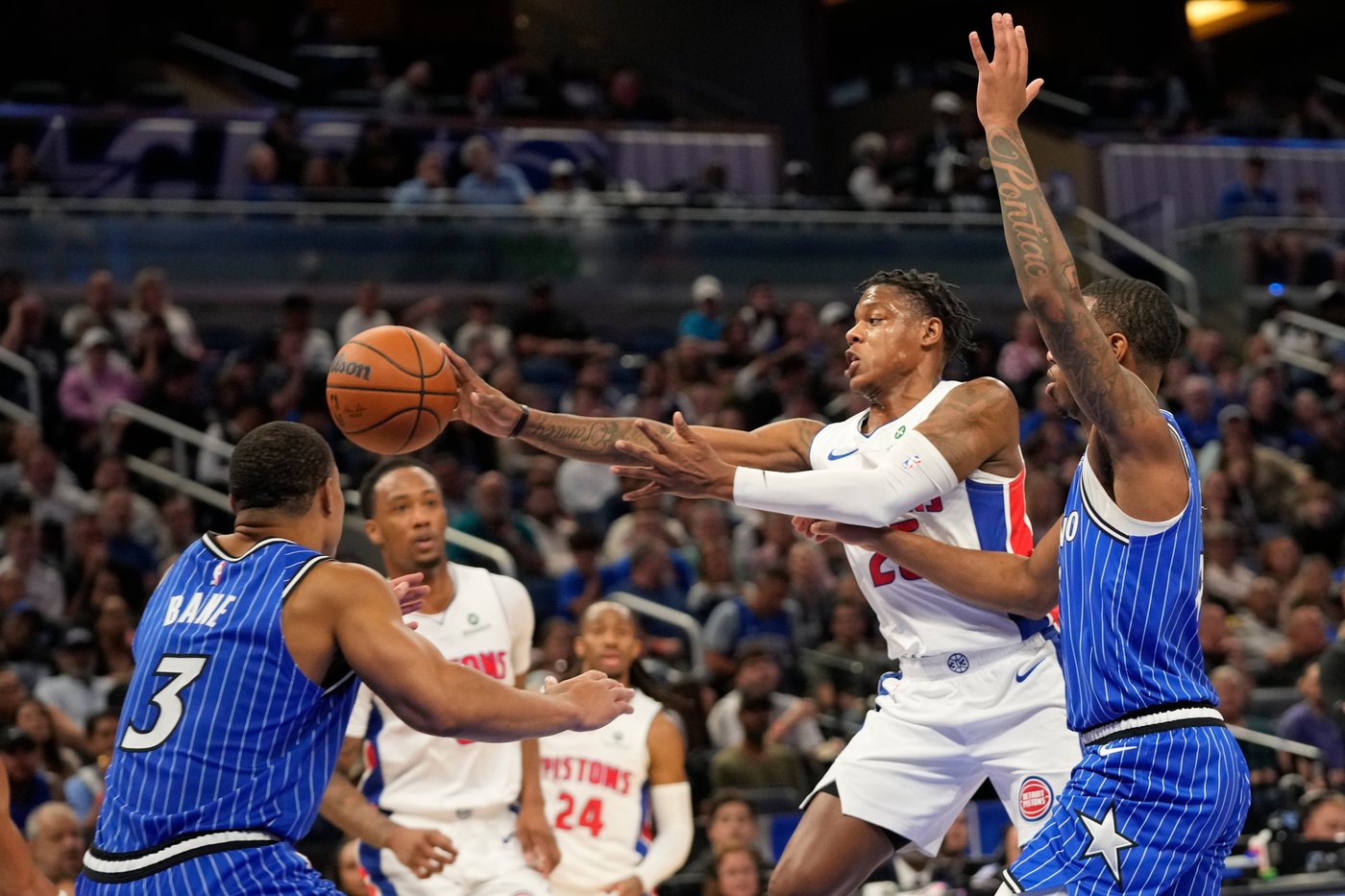 Banchero scores 31, Bane adds 25 to help the Magic turn back the Pistons 123-107 | iNFOnews.ca