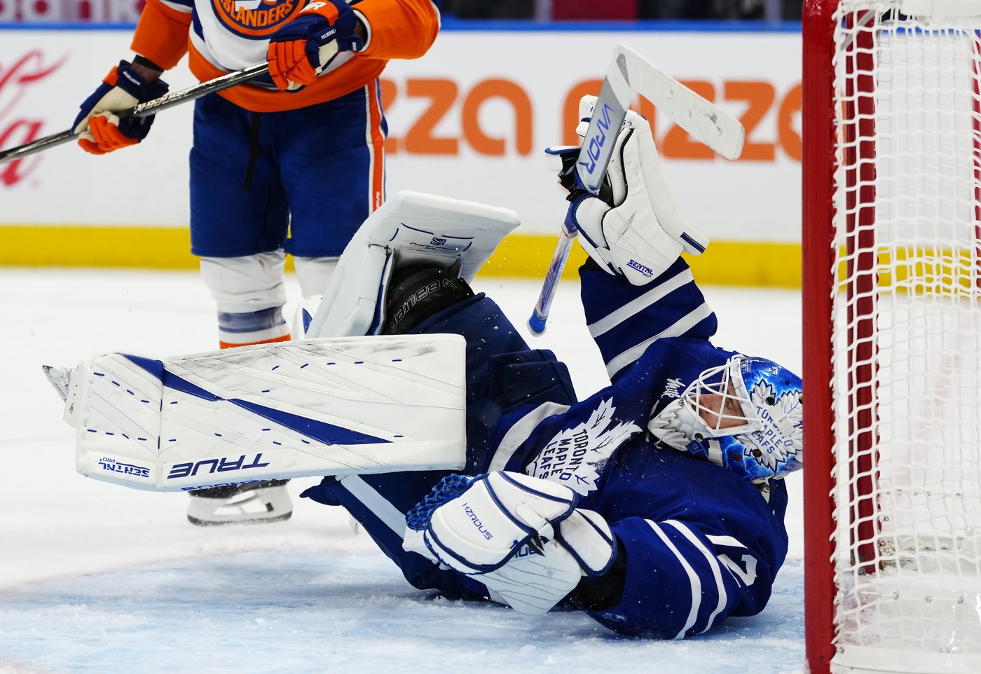 'Chipping away': Bobrovsky, Maple Leafs looking to find way out of early rut | iNFOnews.ca