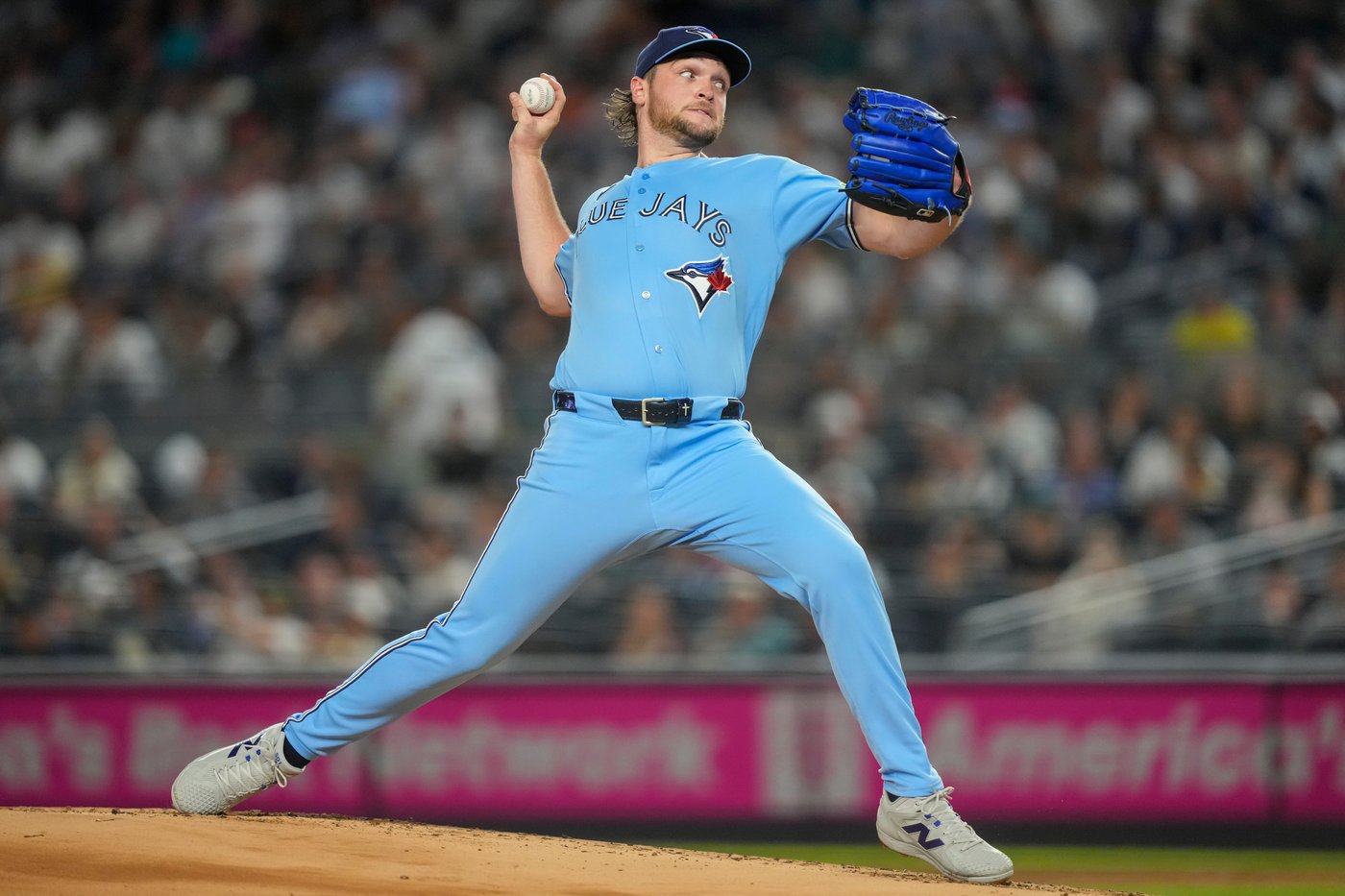Trey Yesavage outduels Cam Schlittler in marquee matchup as Blue Jays top Yankees 2-1 | iNFOnews.ca