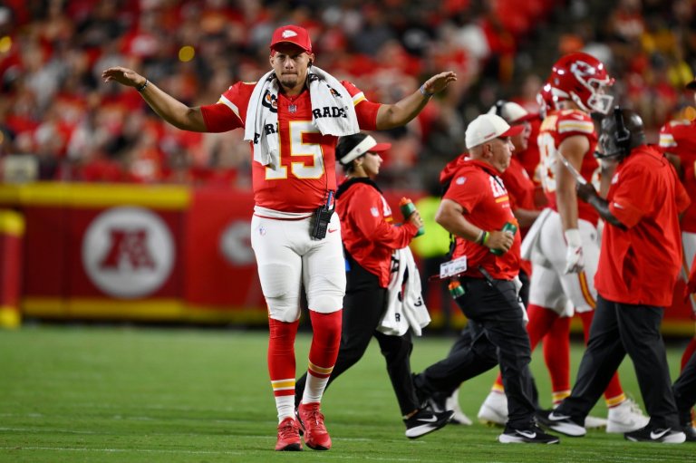 Chiefs QB Patrick Mahomes appears on track to start Week 1 against the Denver Broncos | iNFOnews.ca