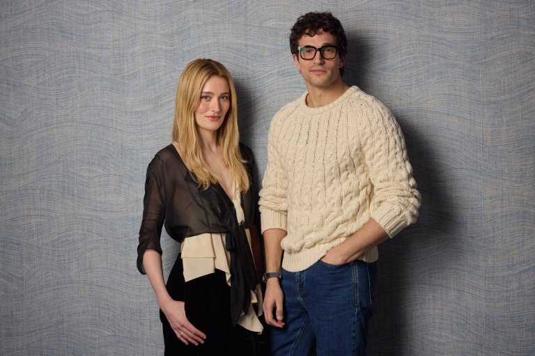 'Love Story' revisits JFK Jr. and Carolyn Bessette. It's stirred some backlash | iNFOnews.ca