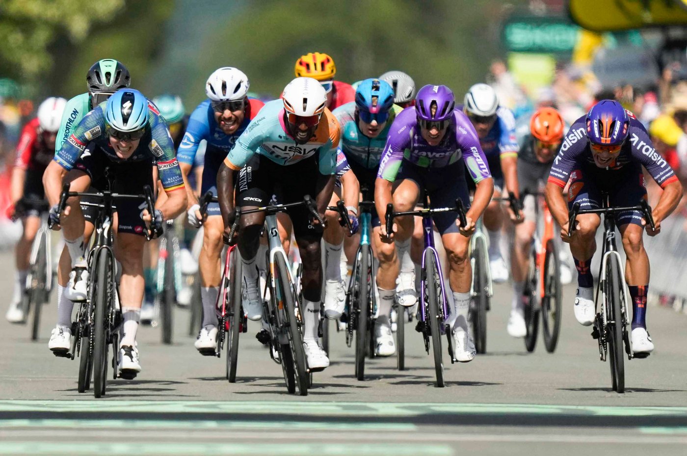 Merlier wins stage 8 of Tour as race favorite Pogačar keeps yellow jersey | iNFOnews.ca Merlier wins stage 8 of Tour as race favorite Pogačar keeps yellow jersey | iNFOnews.ca