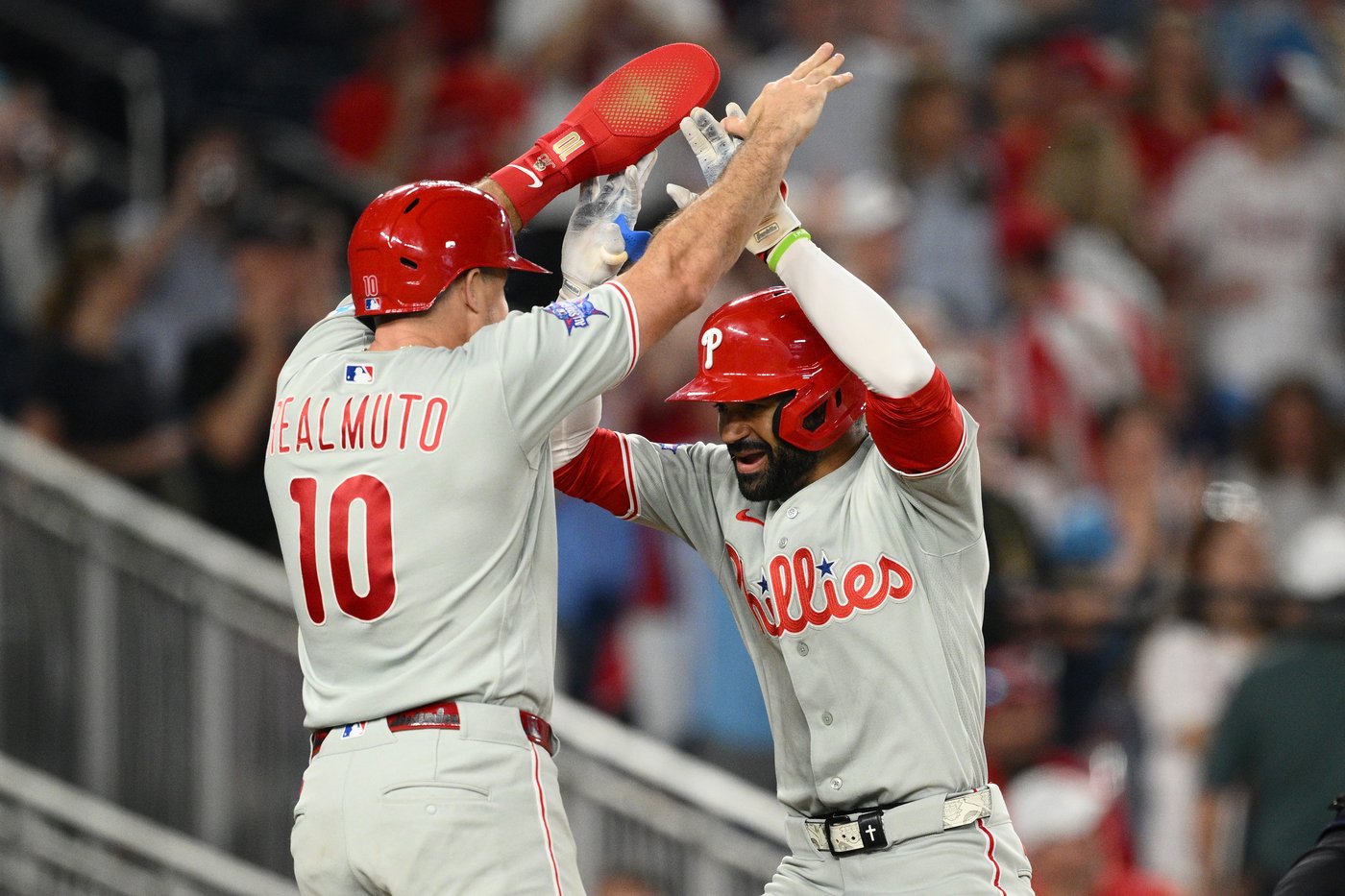 Derek Hill robs Juan Soto with dazzling catch to make another big impression on Phillies | iNFOnews.ca Derek Hill robs Juan Soto with dazzling catch to make another big impression on Phillies | iNFOnews.ca