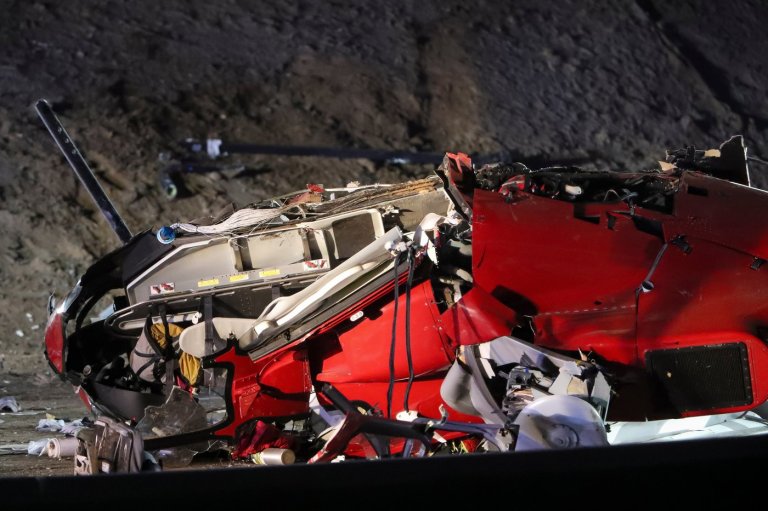 Medical helicopter crashes onto highway in Sacramento, critically injuring 3 | iNFOnews.ca