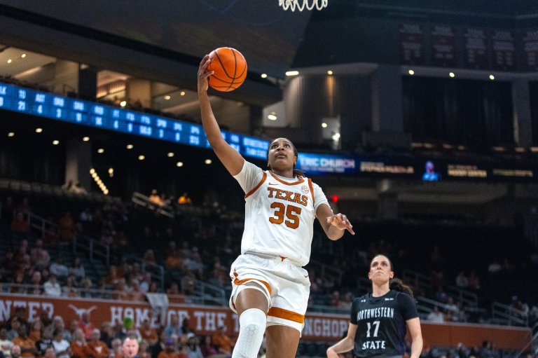 Booker's 28 points lead No. 2 Texas to a 96-38 win over Northwestern State | iNFOnews.ca