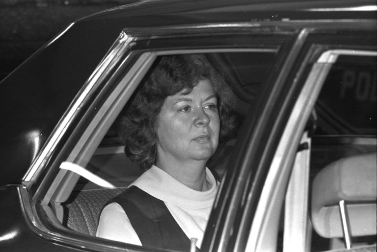 Sara Jane Moore, who tried to assassinate President Gerald Ford in 1975, dies at 95 | iNFOnews.ca