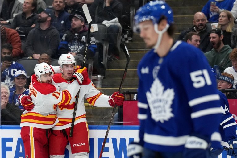 Flames open training camp aiming for buzz in final season at Saddledome | iNFOnews.ca