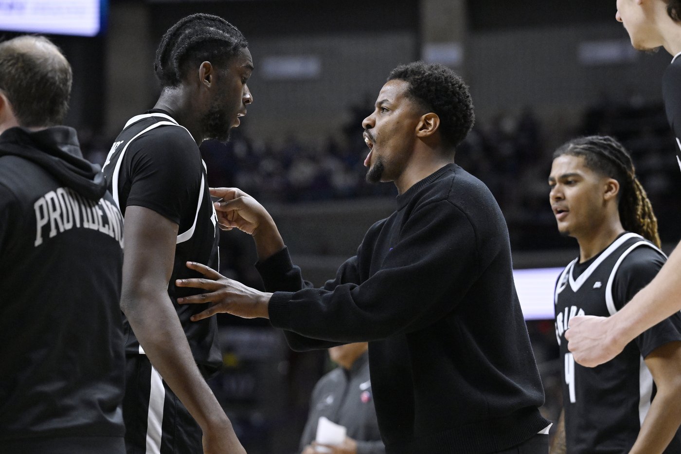 No. 11 UConn erases a 14-point deficit to top Providence 87-84 and stay unbeaten in the Big East | iNFOnews.ca No. 11 UConn erases a 14-point deficit to top Providence 87-84 and stay unbeaten in the Big East | iNFOnews.ca