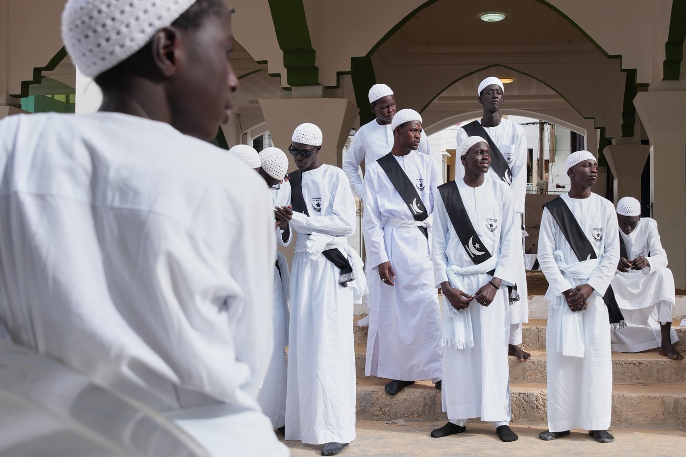 A look at celebrations for Eid al-Fitr around the world, in photos | iNFOnews.ca