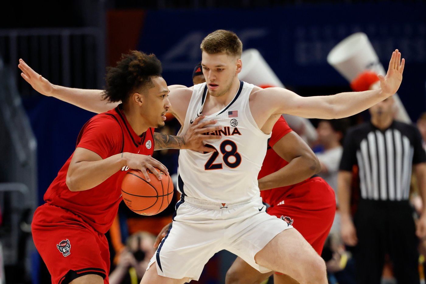 No. 10 Virginia beats NC State for third time this season 81-74 to advance in ACC Tournament | iNFOnews.ca