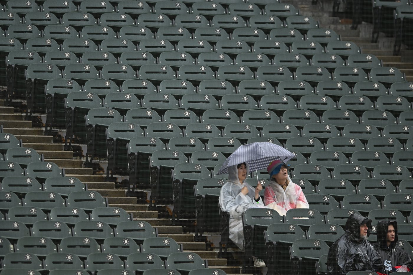 White Sox keep pace in the AL Central with a rain-soaked 8-1 win over the Tigers | iNFOnews.ca White Sox keep pace in the AL Central with a rain-soaked 8-1 win over the Tigers | iNFOnews.ca