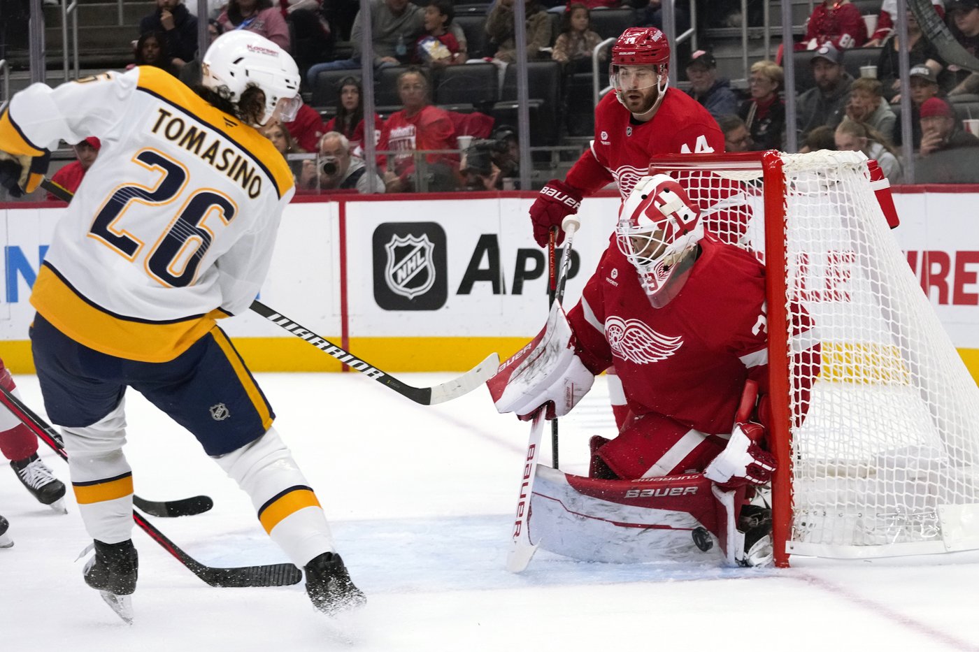 Cam Talbot has 41 saves in 32nd career shutout as Red Wings beat Predators 3-0. | iNFOnews.ca