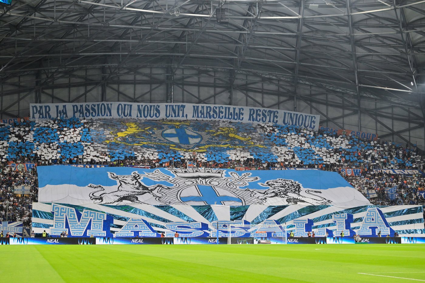 Angry Marseille fans slam American owner Frank McCourt at 'Le Classique' against PSG | iNFOnews.ca